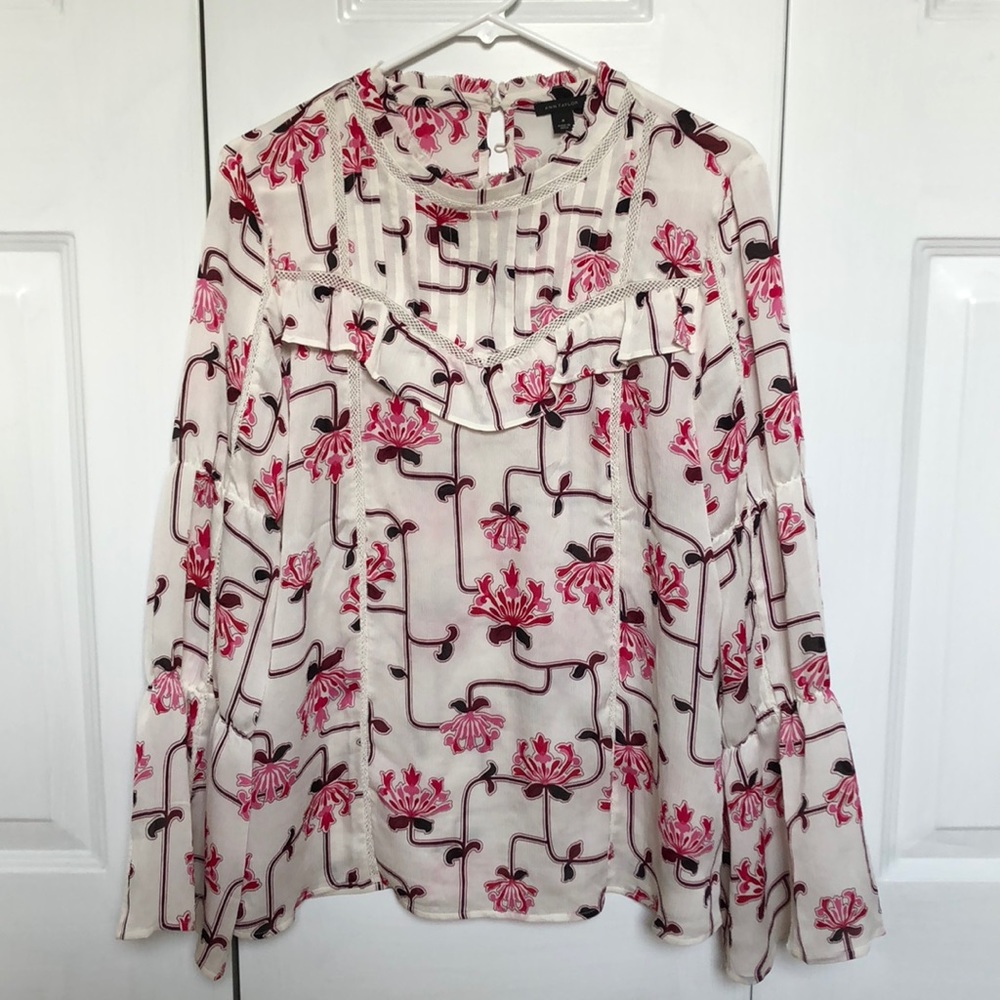 Ann Taylor blouse pink floral pattern